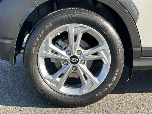 Used 2022 Hyundai Kona SEL w/ Convenience Package image 41