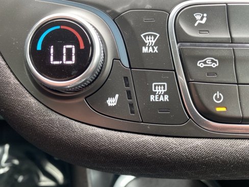 Used 2024 Chevrolet Malibu LT image 21