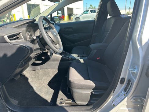 Used 2023 Toyota Corolla LE image 12