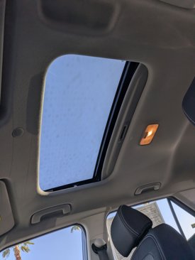 Used 2024 Hyundai Venue SEL image 17