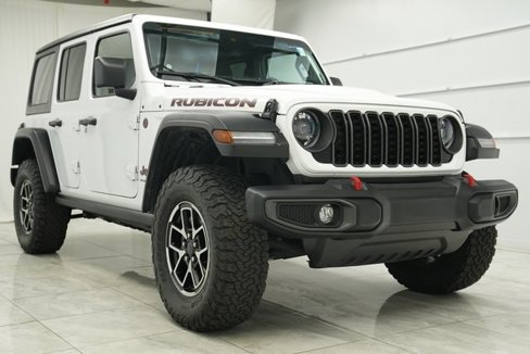 Used 2024 Jeep Wrangler Unlimited Rubicon image 2