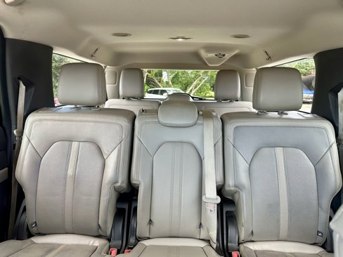 Used 2019 Ford Expedition Max Limited image 11