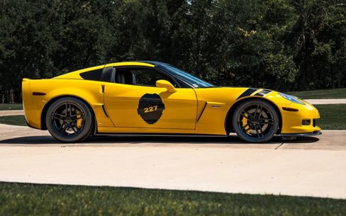 Used 2006 Chevrolet Corvette Z06 w/ Preferred Equipment Group image 13