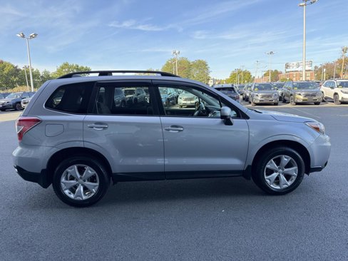 Used 2016 Subaru Forester 2.5i Premium image 6