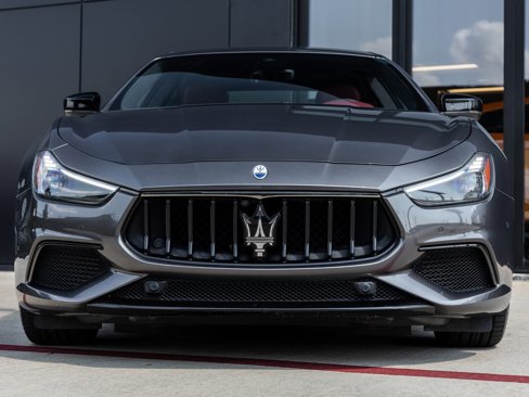 Used 2023 Maserati Ghibli Modena image 4