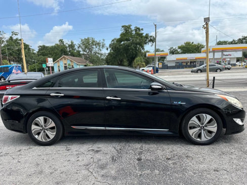 Used 2014 Hyundai Sonata Limited w/ Panoramic Sunroof Package 02 image 8