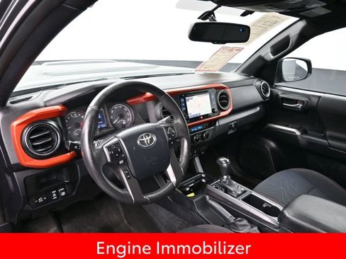Certified 2017 Toyota Tacoma TRD Sport image 12
