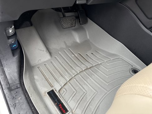 Used 2018 Honda CR-V Touring image 17