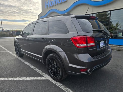 Used 2016 Dodge Journey SXT w/ Blacktop Package image 3