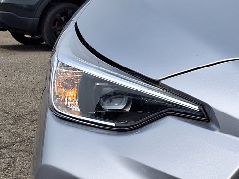 Certified 2024 Subaru Impreza 2.0i image 9