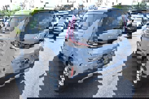 New 2025 Kia Soul LX w/ LX Technology Package image 5