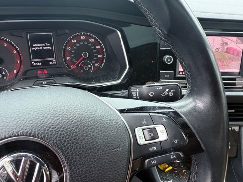 Used 2019 Volkswagen Jetta SE image 16