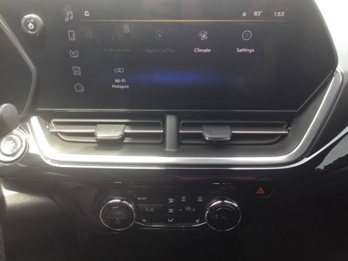 Used 2025 Chevrolet Trax RS w/ Driver Confidence Package image 16