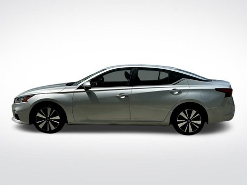 Certified 2022 Nissan Altima 2.5 SV image 3