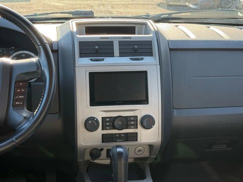Used 2011 Ford Escape XLT image 26