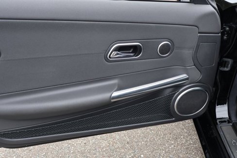 Used 2007 Chrysler Crossfire Limited image 10