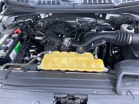 Used 2016 Ford F150 XLT image 38