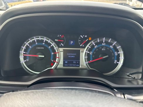Used 2015 Toyota 4Runner SR5 image 17