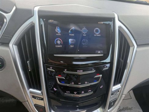 Used 2015 Cadillac SRX Luxury image 35