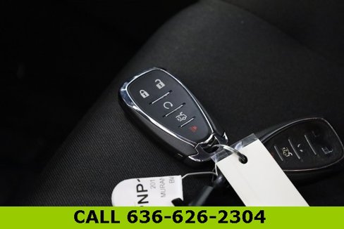 Used 2017 Chevrolet Malibu LT image 22