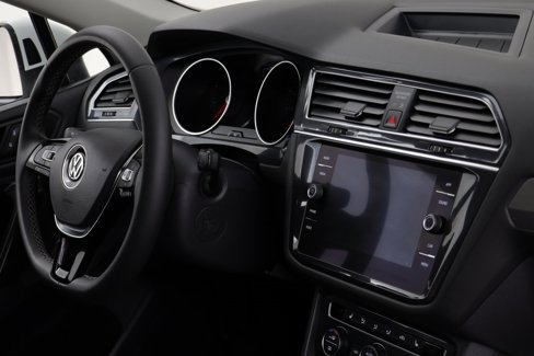 Used 2021 Volkswagen Tiguan SE image 20