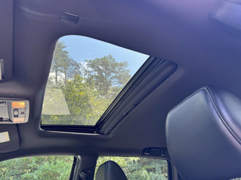Used 2019 Toyota Tacoma TRD Sport image 16