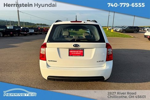Used 2008 Kia Rondo LX image 30