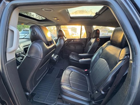 Used 2014 Buick Enclave Premium image 11