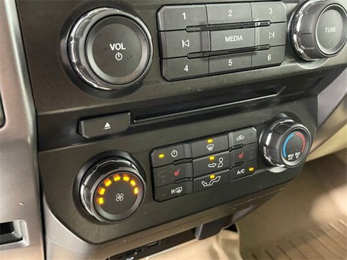 Used 2015 Ford F150 XLT w/ Equipment Group 302A Luxury image 9