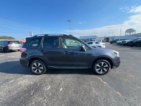 Used 2018 Subaru Forester 2.5i Premium w/ All-Weather Package image 8