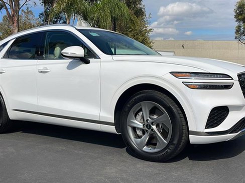 Used 2026 Genesis GV70 2.5T image 1