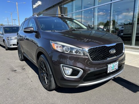Used 2018 Kia Sorento EX image 2