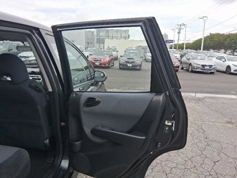 Used 2007 Honda Fit Sport image 22