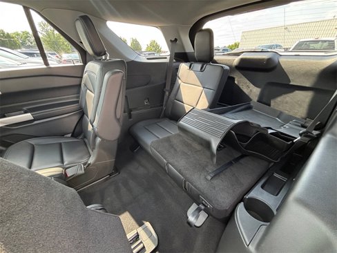Used 2022 Ford Explorer XLT w/ Equipment Group 202A image 45