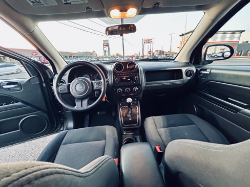 Used 2012 Jeep Compass Sport image 23