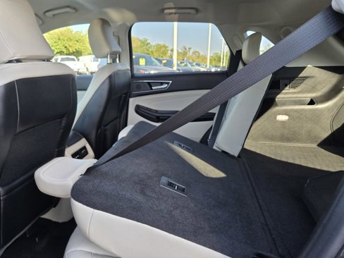 Used 2024 Ford Edge Titanium w/ Equipment Group 301A image 33