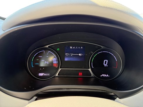 Used 2017 Kia Soul EV + image 11
