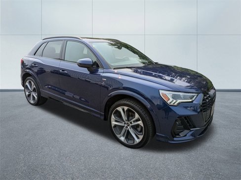 Used 2021 Audi Q3 2.0T Premium Plus w/ Premium Plus Package image 1