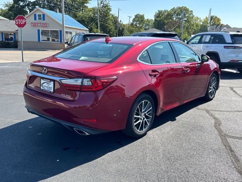 Used 2017 Lexus ES 350 w/ Luxury Package image 7