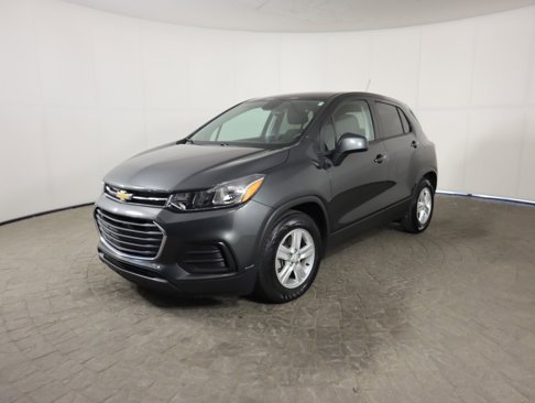 Used 2020 Chevrolet Trax LS w/ Tint and Cruise Package image 4