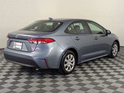 Used 2024 Toyota Corolla LE image 7