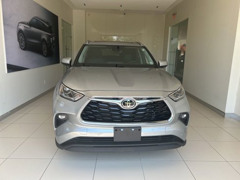 Used 2022 Toyota Highlander Limited image 21