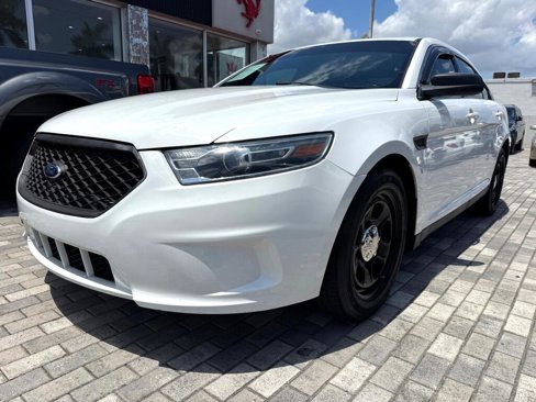 Used 2017 Ford Taurus Police Interceptor AWD image 3