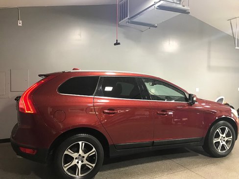 Used 2011 Volvo XC60 T6 image 3