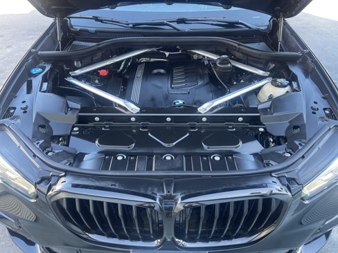 Used 2022 BMW X5 xDrive40i w/ M Sport Package image 27
