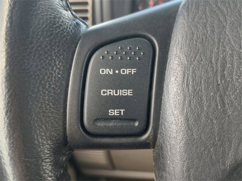 Used 2005 Jeep Wrangler X image 19