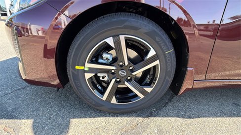 New 2025 Nissan Sentra SV w/ Trunk Package image 10