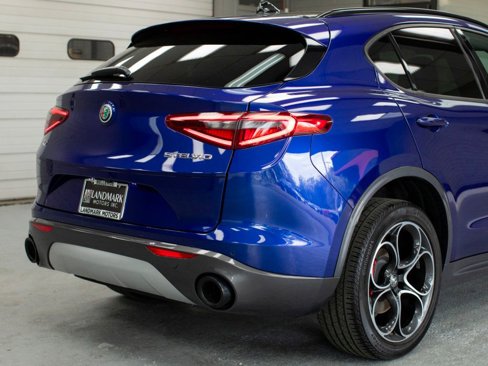Used 2022 Alfa Romeo Stelvio Ti image 36