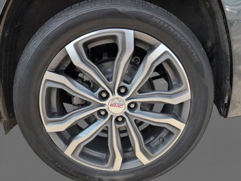 Used 2020 GMC Terrain Denali w/ Denali Premium Package image 25