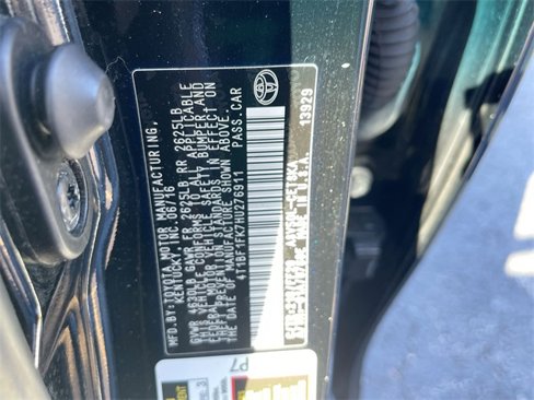 Used 2017 Toyota Camry SE image 30